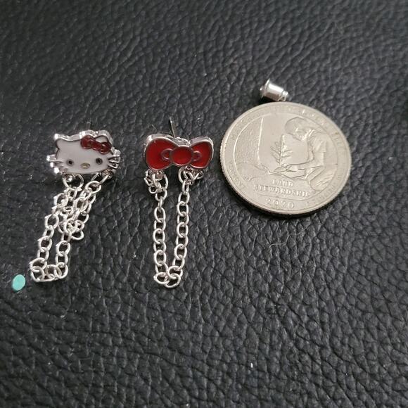 Hello kitty and bow kawaii chain mismatch post earrings - Picture 2 of 2